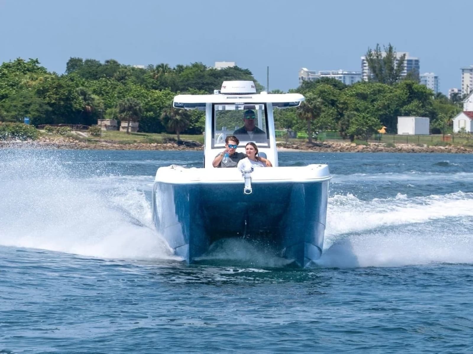 2026 Twin Vee 260 GFX2 CC