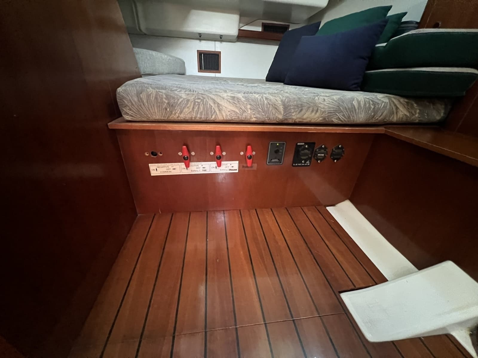 2001 Beneteau Oceanis 473