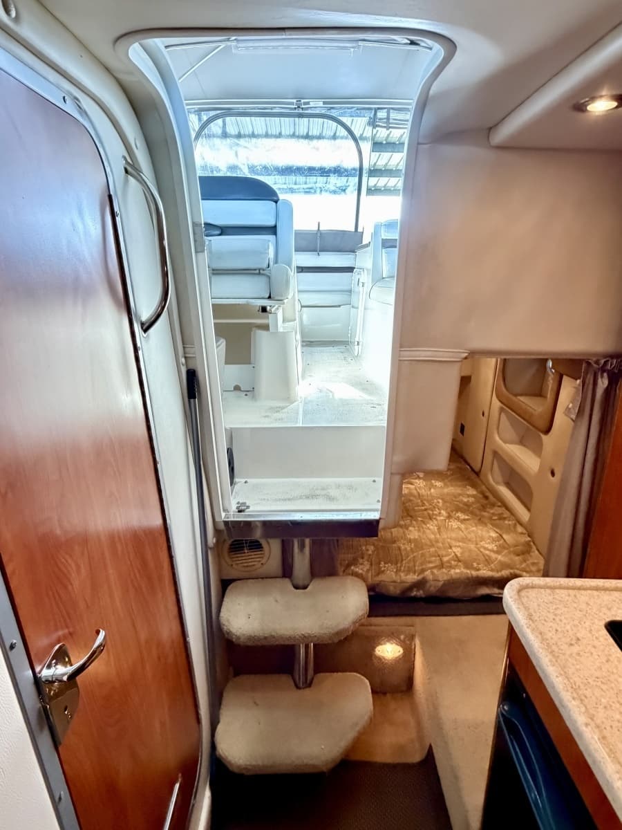 2008 Rinker 280 Express Cruiser