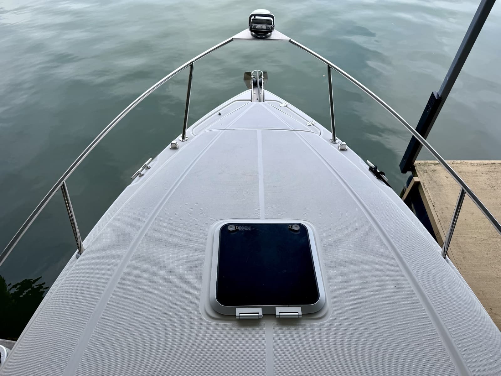 2008 Rinker 280 Express Cruiser