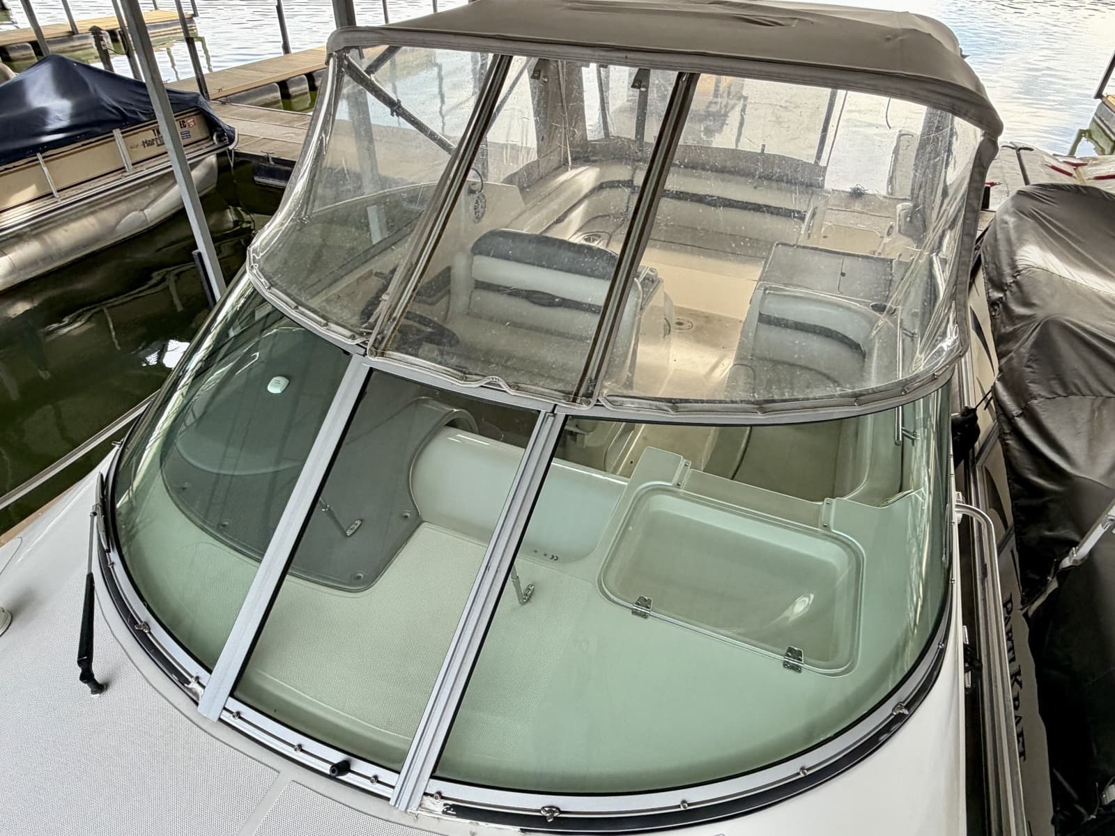 2008 Rinker 280 Express Cruiser
