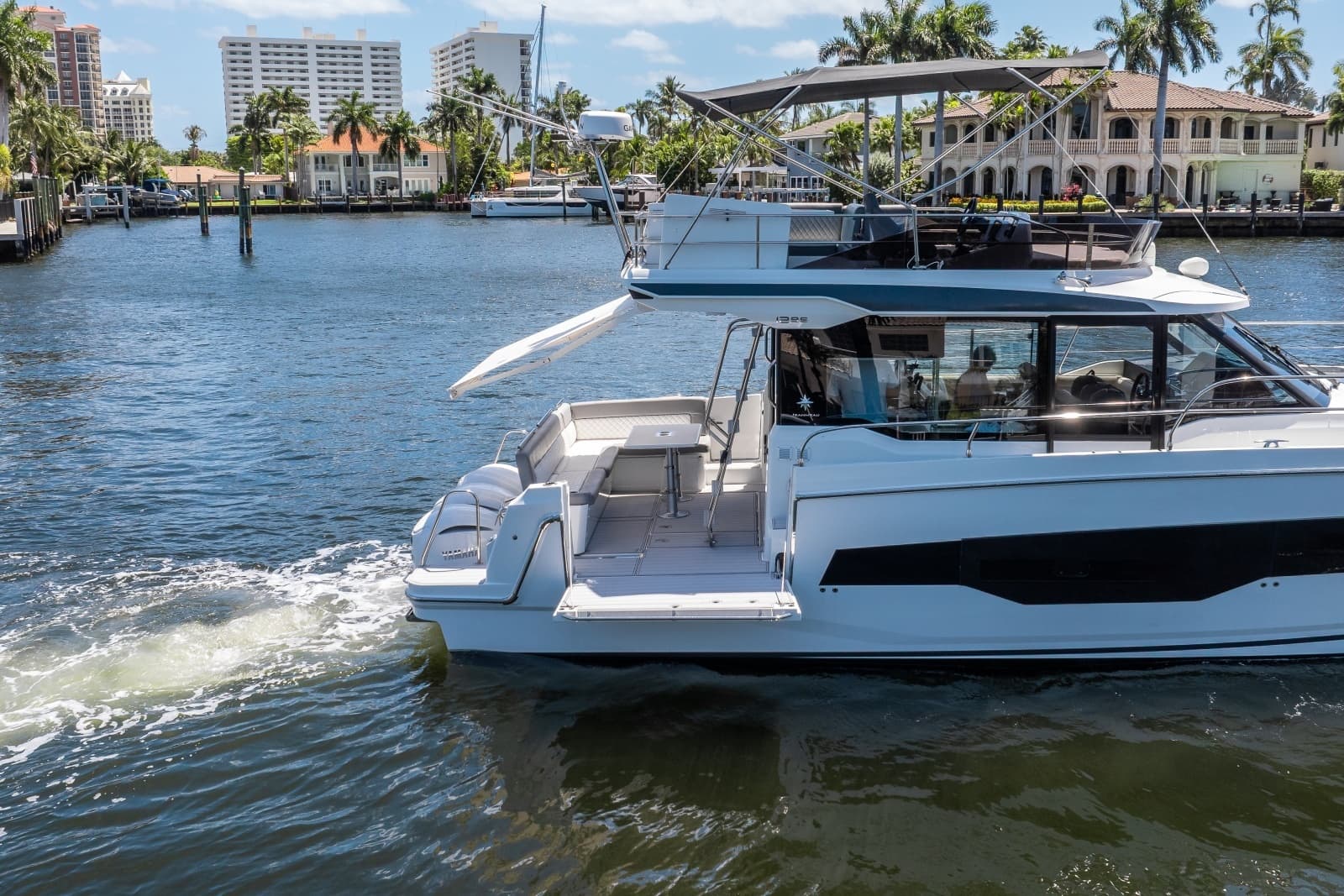 2024 Jeanneau NC 1295 Fly