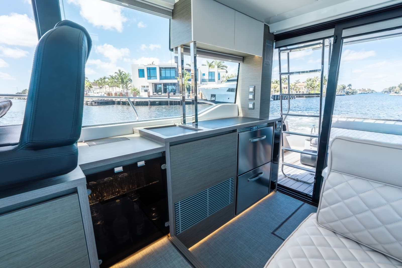 2024 Jeanneau NC 1295 Fly