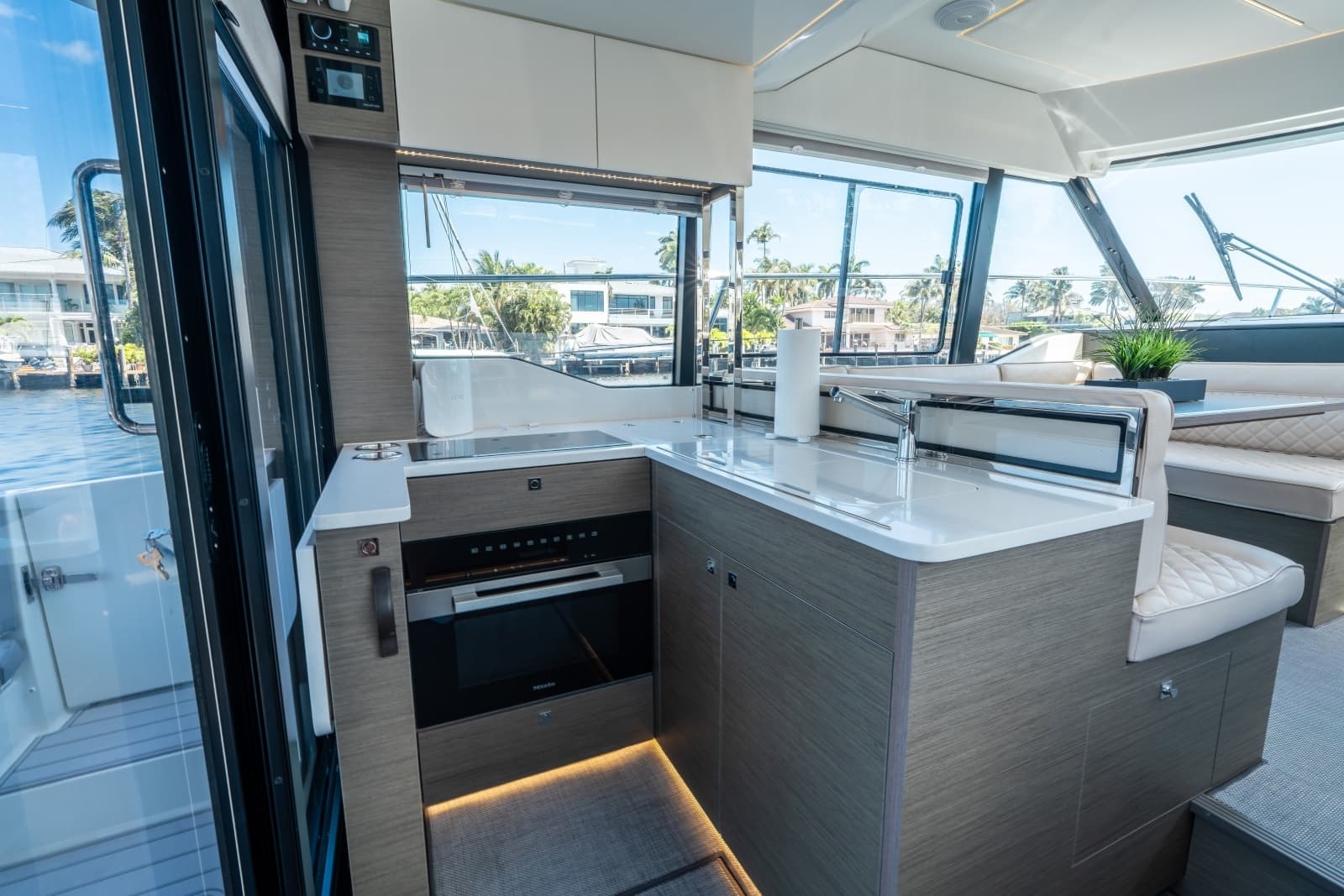 2024 Jeanneau NC 1295 Fly