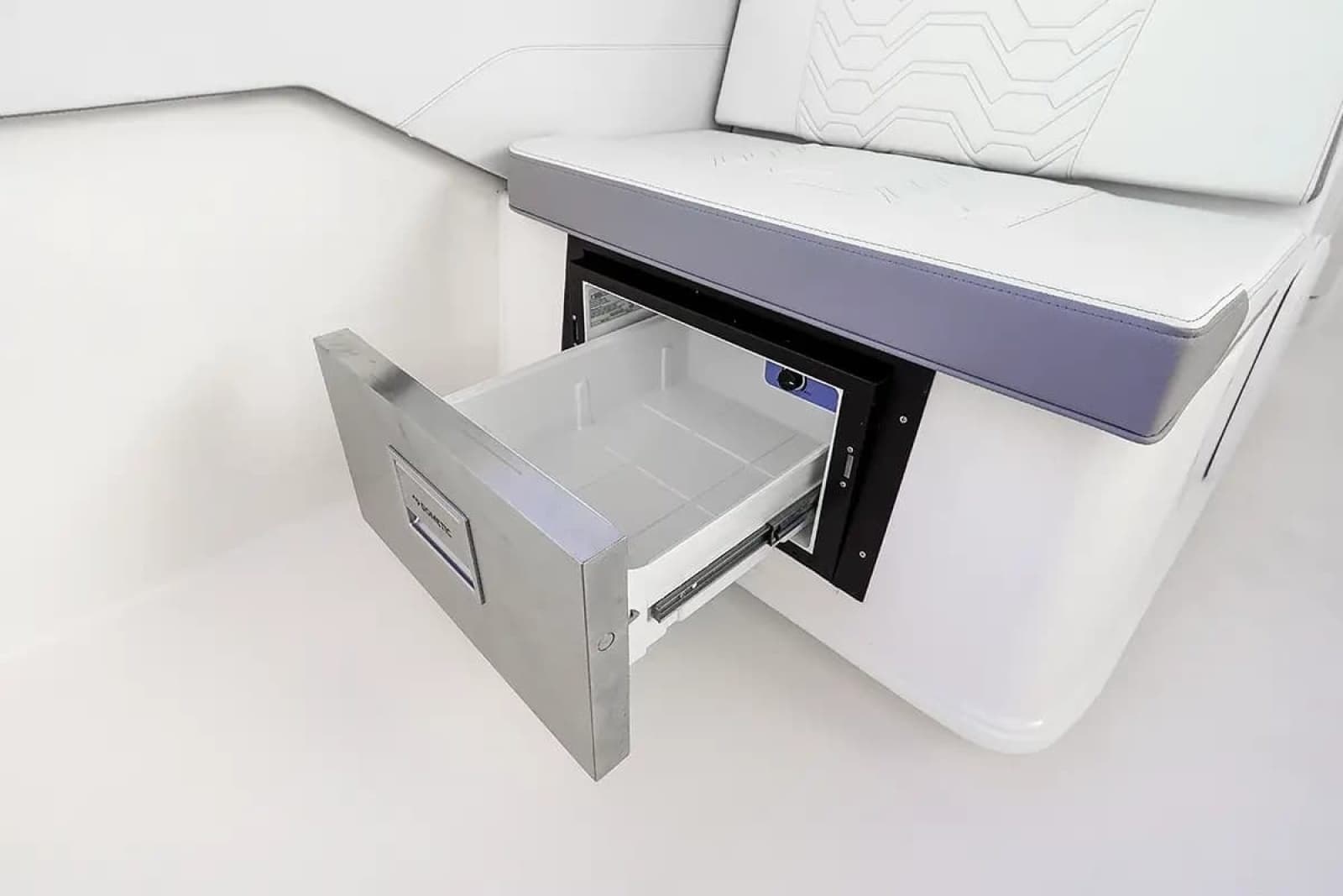 2026 Twin Vee 280 GFX2 DC