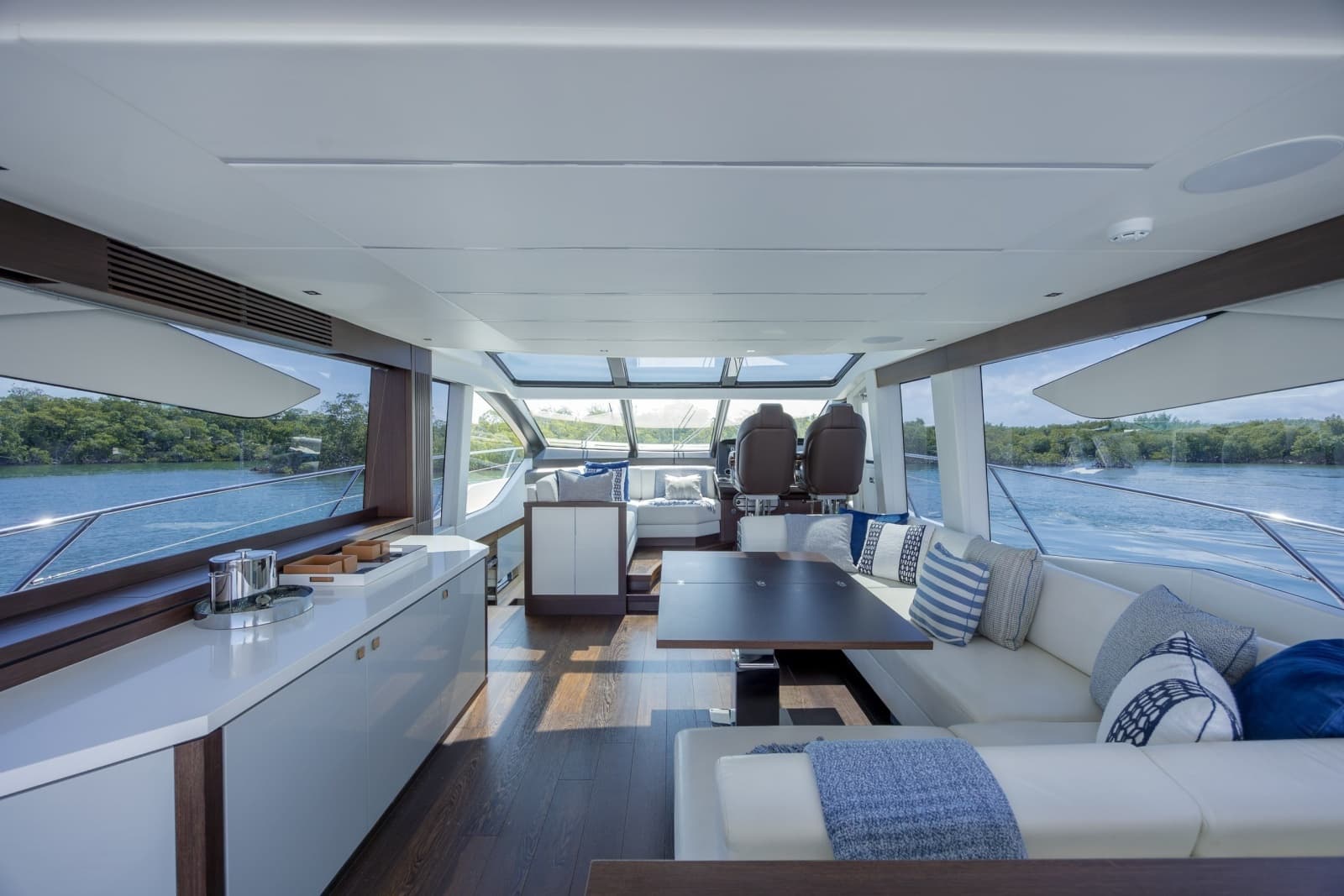 2020 Sunseeker PREDATOR 74 XPS