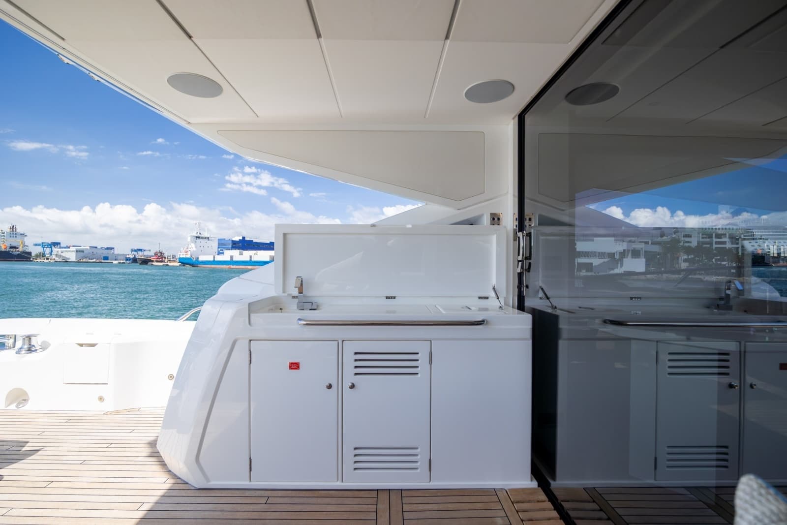 2020 Sunseeker PREDATOR 74 XPS