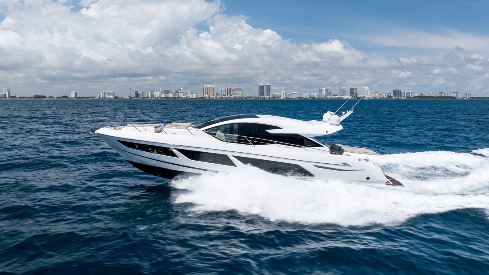 2020 Sunseeker PREDATOR 74 XPS