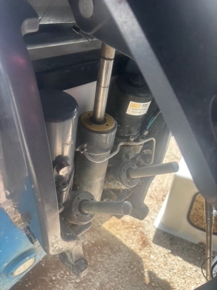 2001 Boston Whaler 26 Outrage