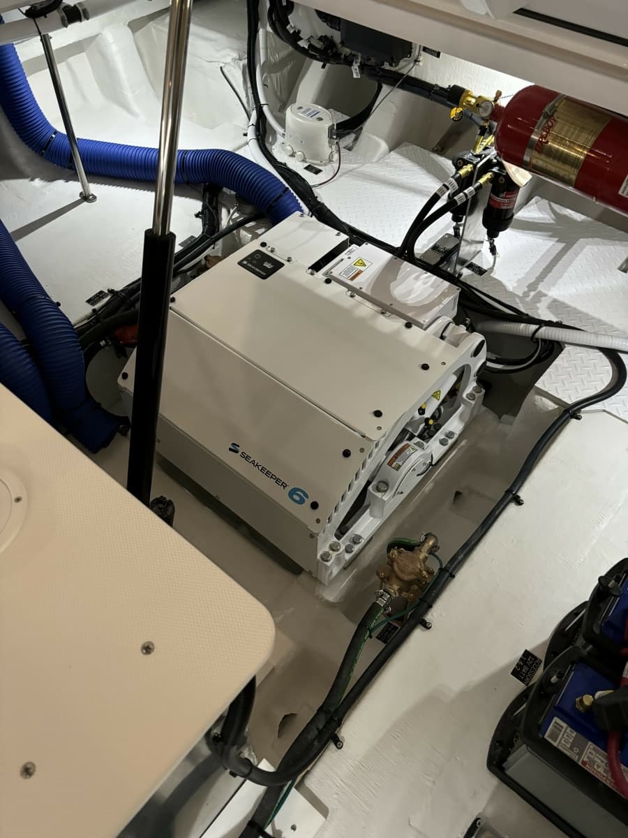 2024 Cruisers Yachts 42 GLS OB