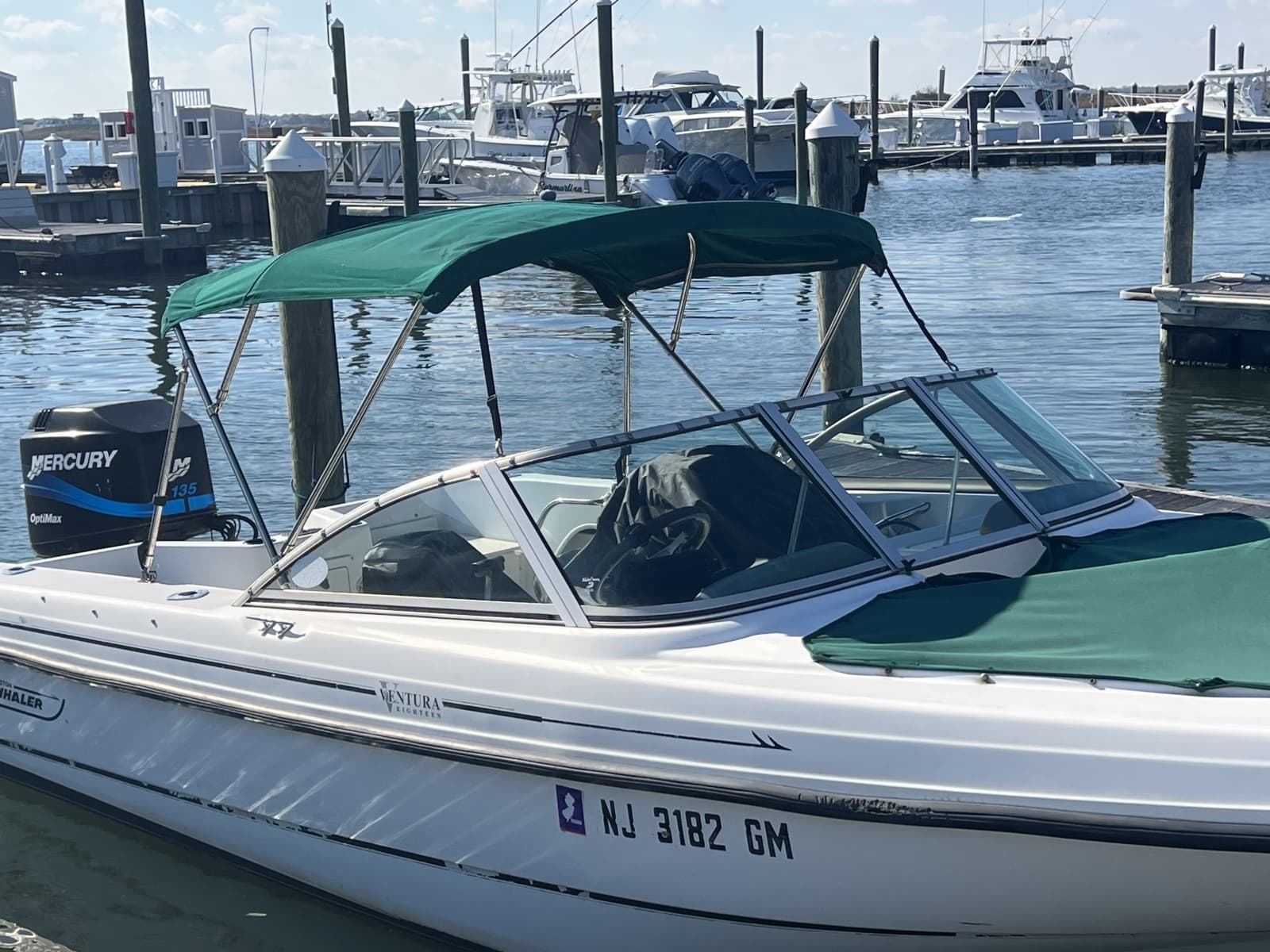 2000 Boston Whaler 18 Ventura Bowrider