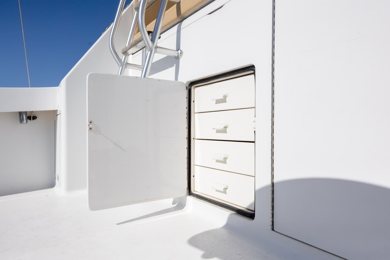 2000 Viking 55 Convertible