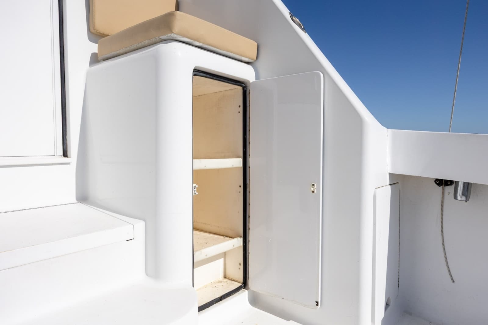 2000 Viking 55 Convertible