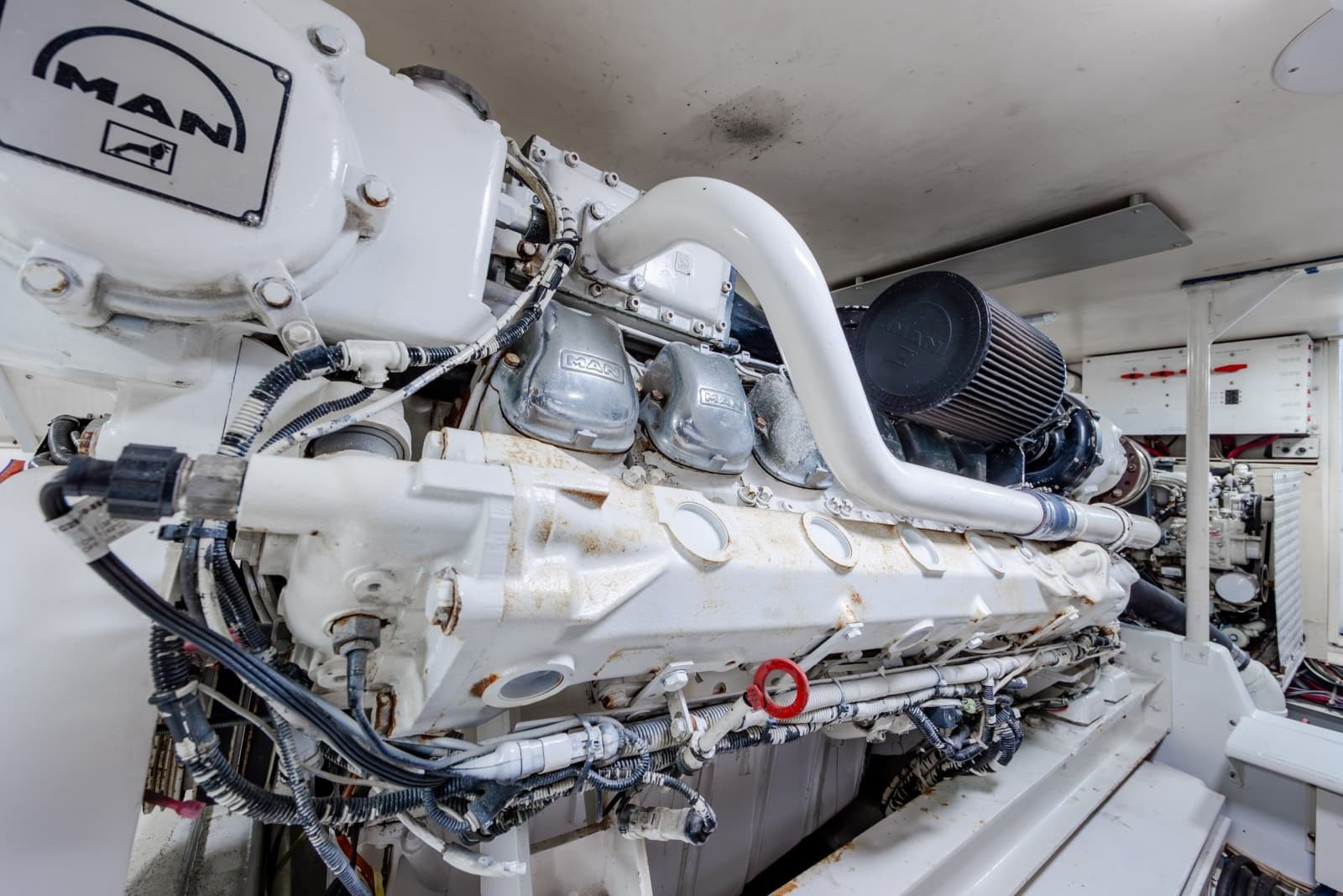 2000 Viking 55 Convertible