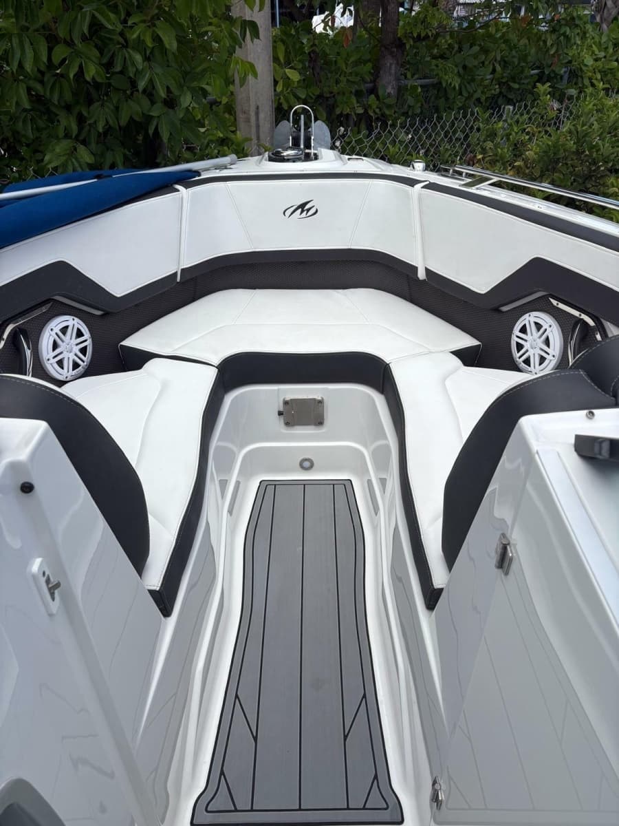 2023 Monterey 255 Super Sport