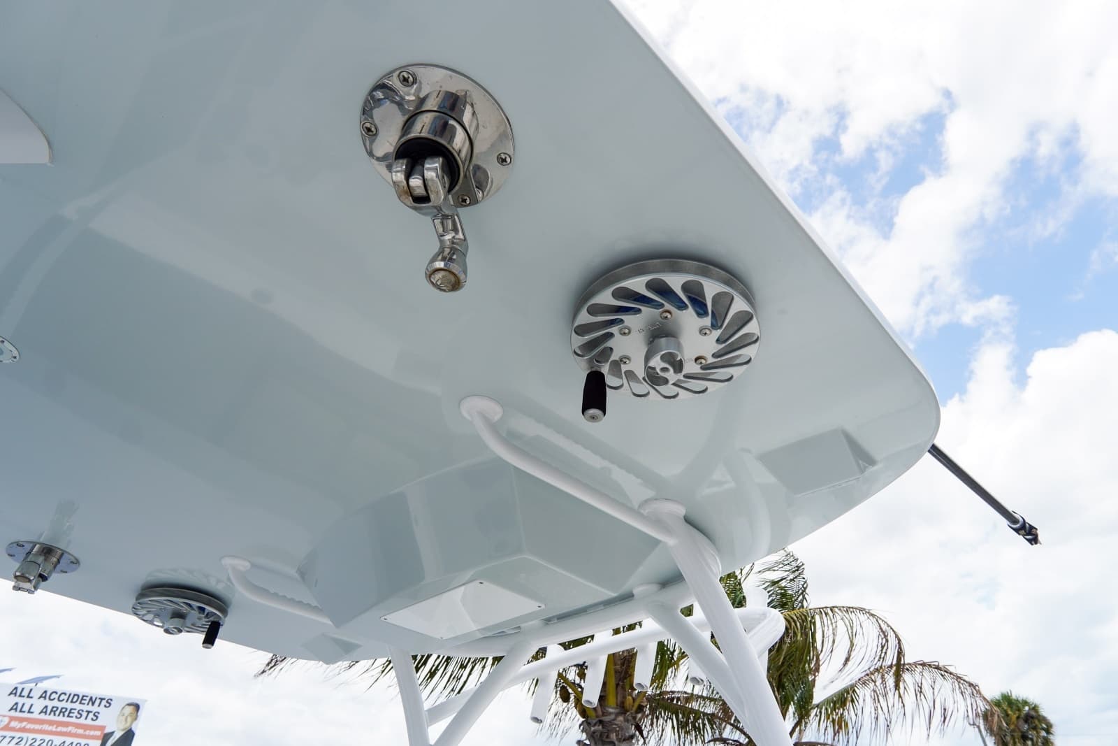 2024 Front Runner CC