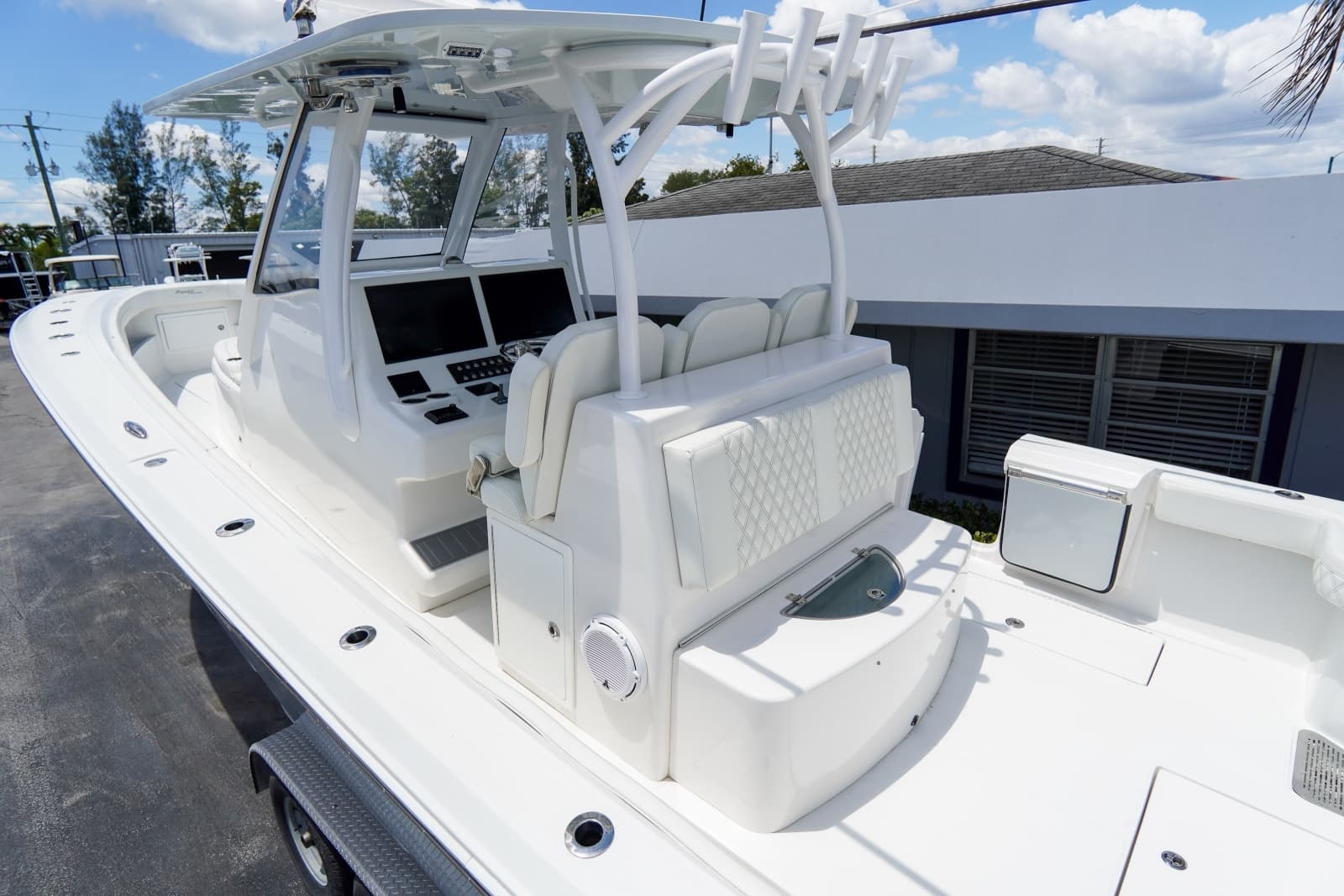 2024 Front Runner CC