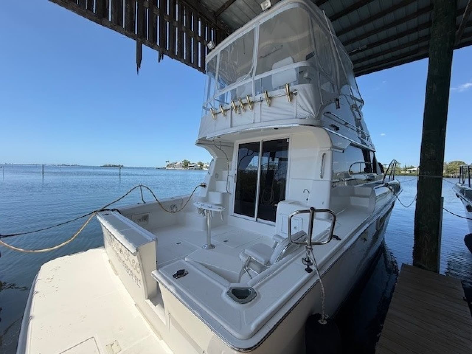 2001 Silverton 42 Convertible