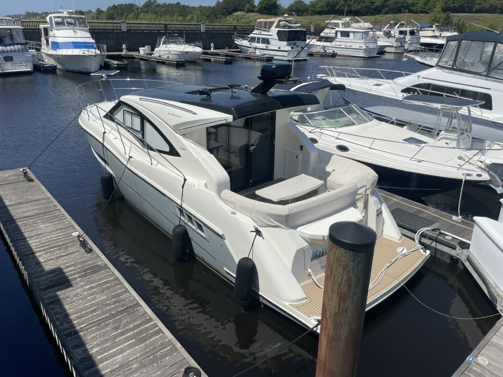 2020 Carver C37  Coupe