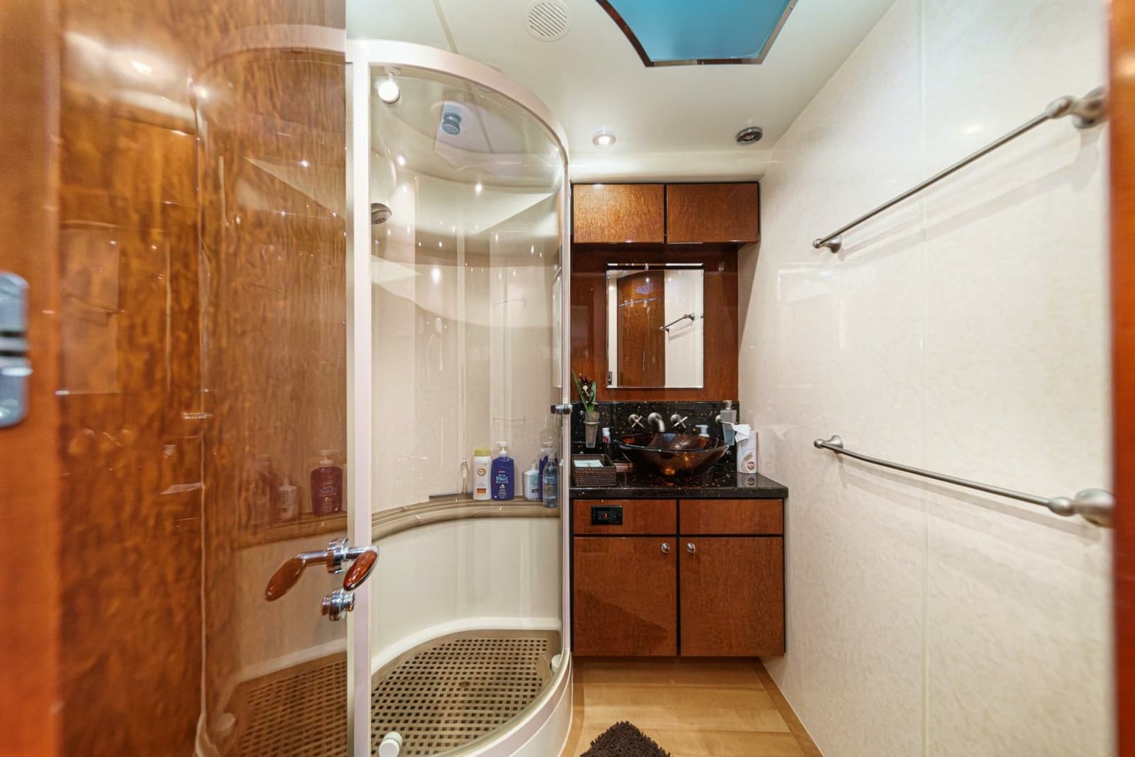 2005 Fairline Yachts 