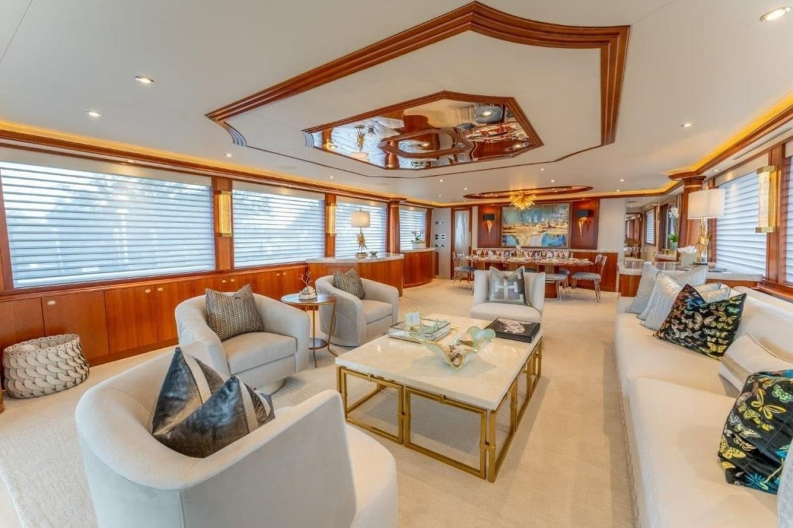 2006 Westport 130 Motoryacht