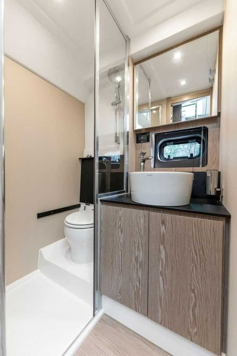 2021 Azimut Atlantis