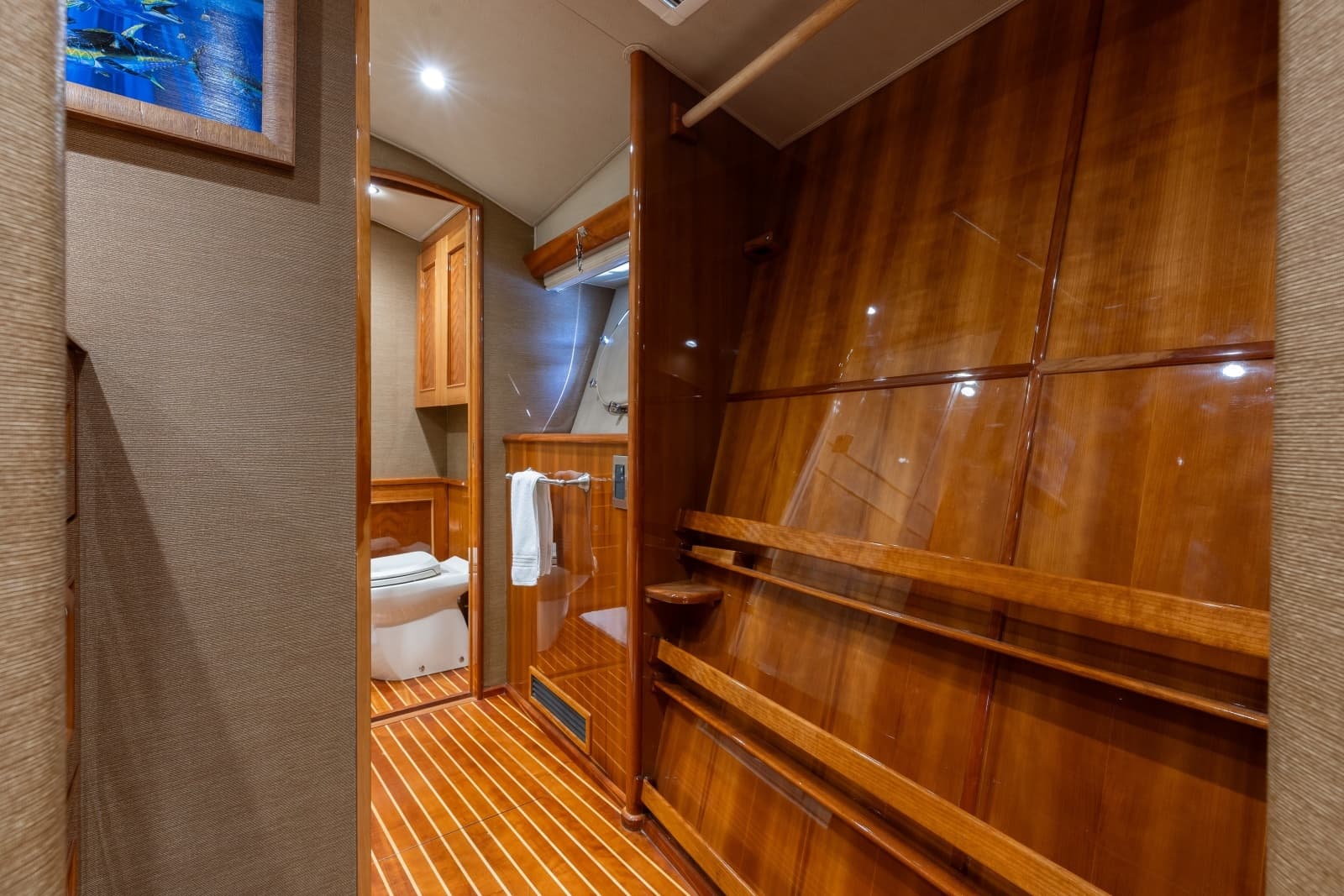 2016 Viking Skybridge