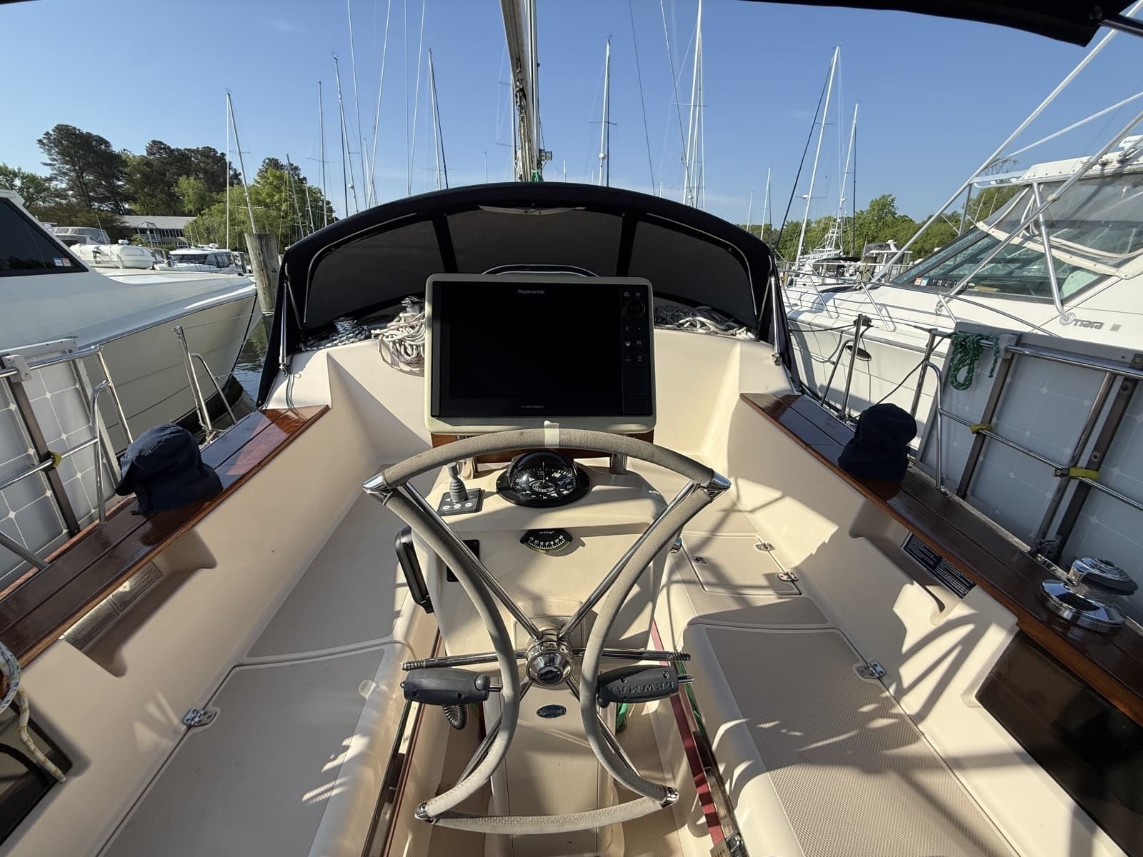 2003 Island Packet 380