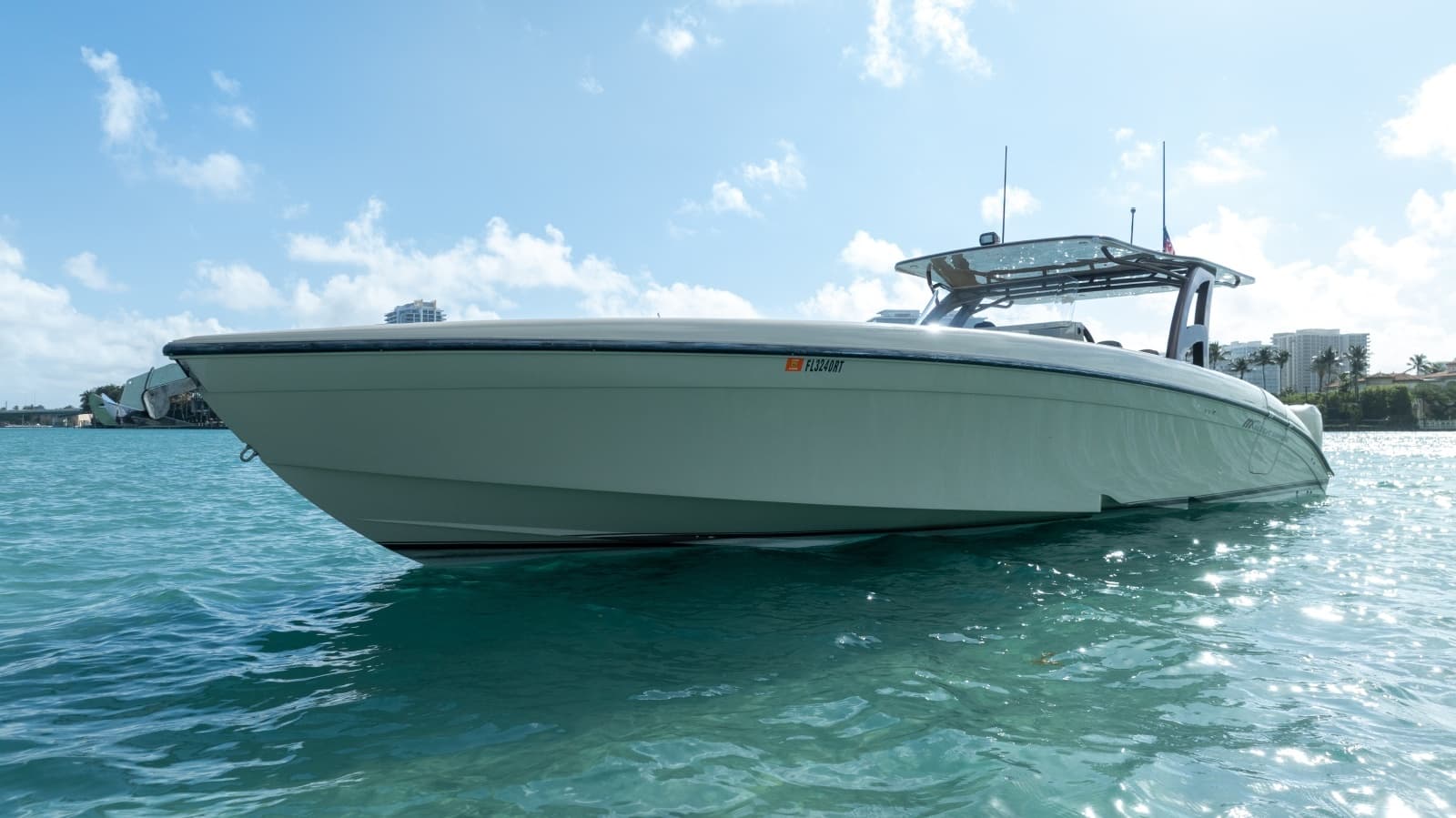 2019 Midnight Express 