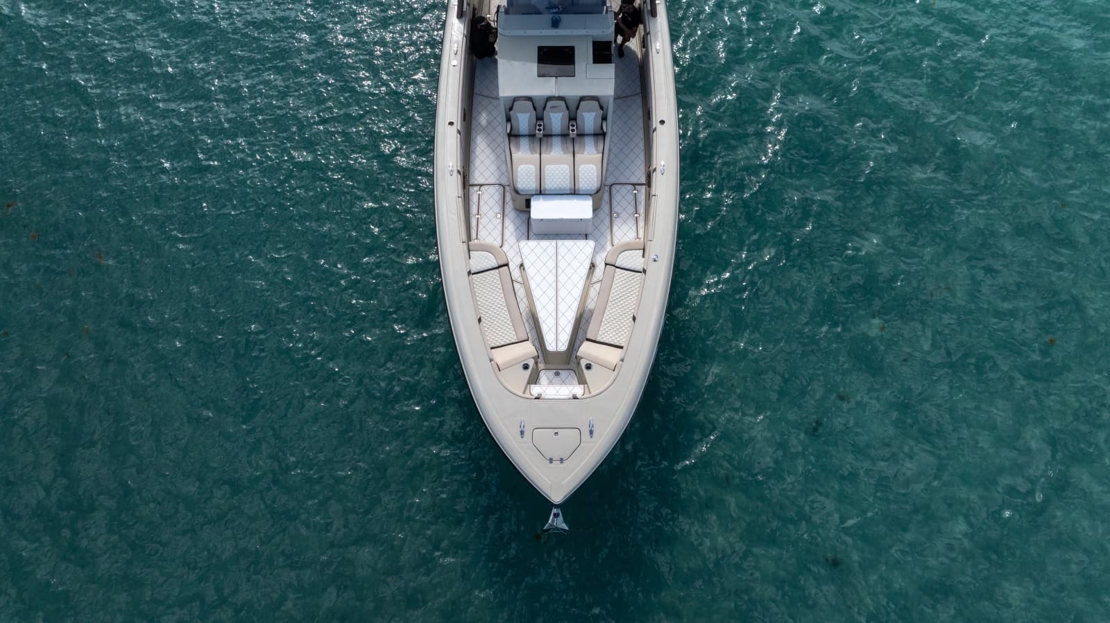 2019 Midnight Express 