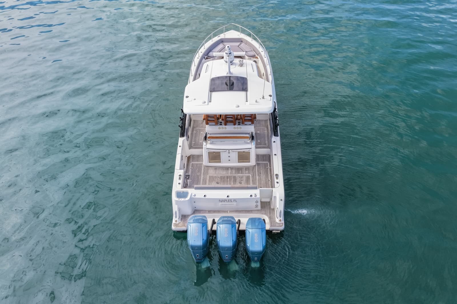 2023 Boston Whaler 