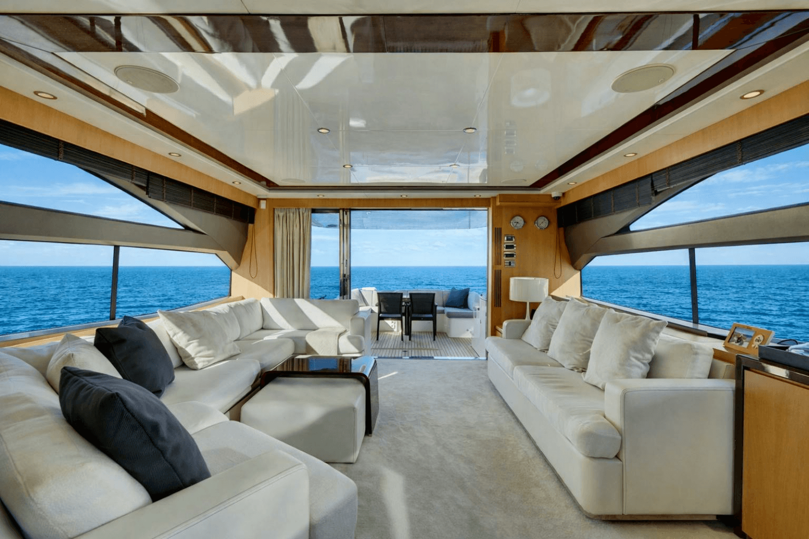 2014 Princess Yachts 