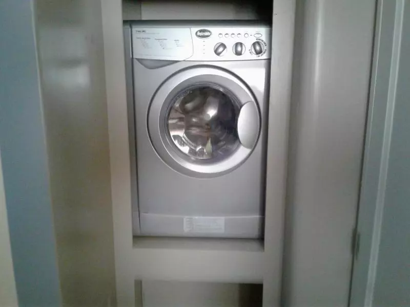 1991 Hatteras Cockpit Motor Yacht