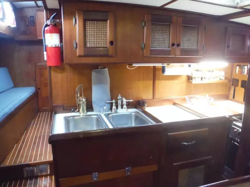1980 Corbin 39 Aft Cockpit Cutter