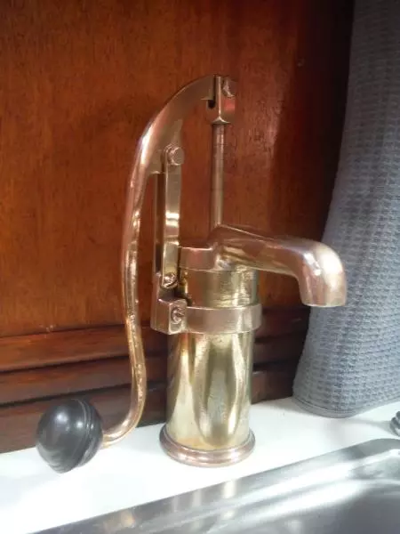 1980 Corbin 39 Aft Cockpit Cutter