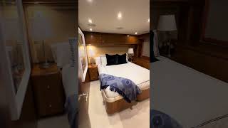 2005 Hatteras 100 Motor Yacht