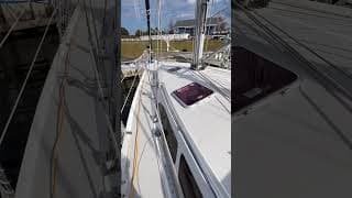 2005 Catalina 350 Exterior Flythrough
