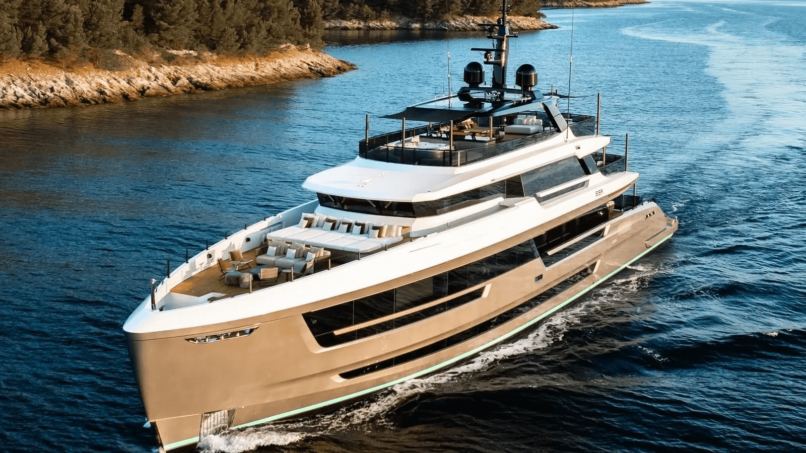 Reality of Superyacht Ownership: Why 100 to 160 Foot Segment is the Sweet Spot of the Yacht Market