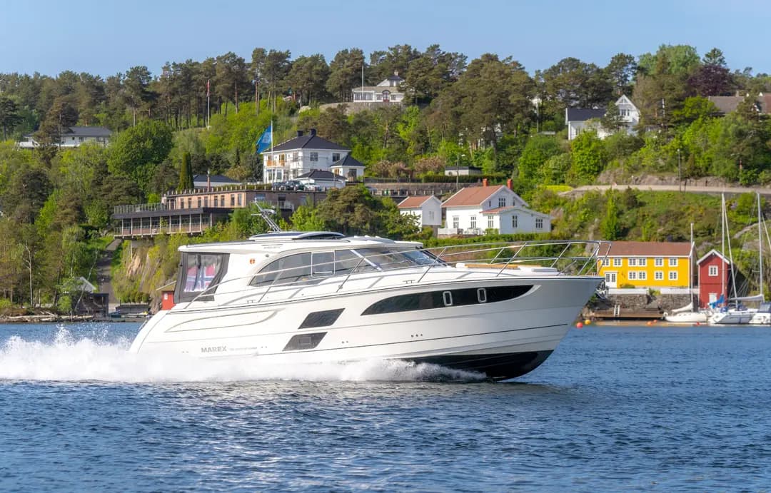Step Aboard the Marex 310 Sun Cruiser – Now Available for Private Showings in Westbrook